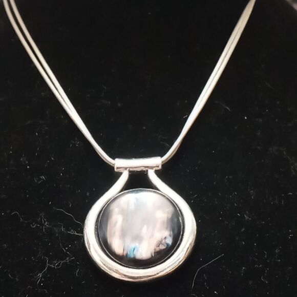 Necklace  - Picture 1 of 3